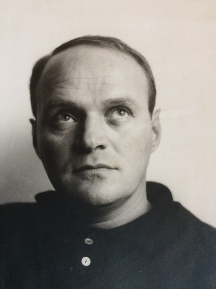 אלי לבל | Eli&nbsp;Lobel